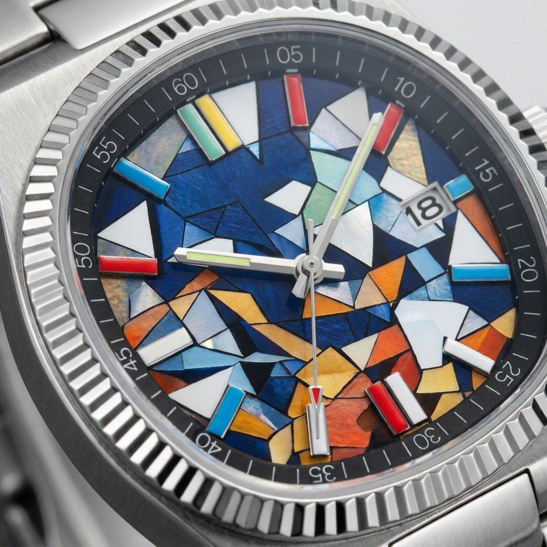 MOSAICO – watch with a colourful mosaic dial, dial close-up