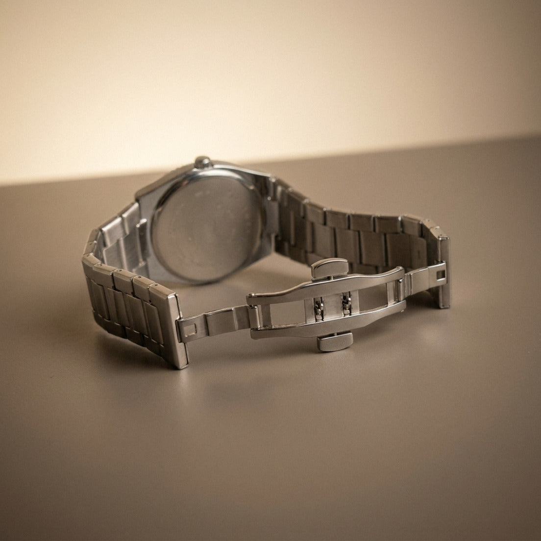 NOTTURNO Argento – orologio con quadrante notte stellata dipinta, fondello e chiusura a farfalla