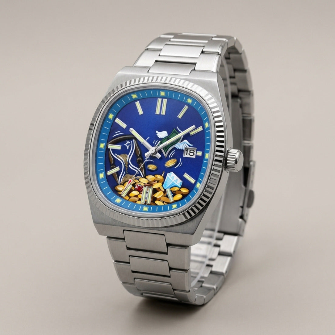 TESORO – watch with a blue dial and golden treasure, three-quarter view